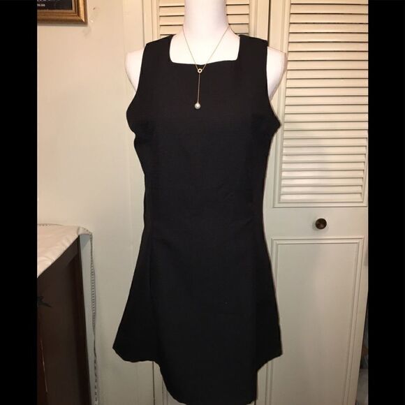 NWT Delilah 60’s sleeveless shift dress - Picture 3 of 4